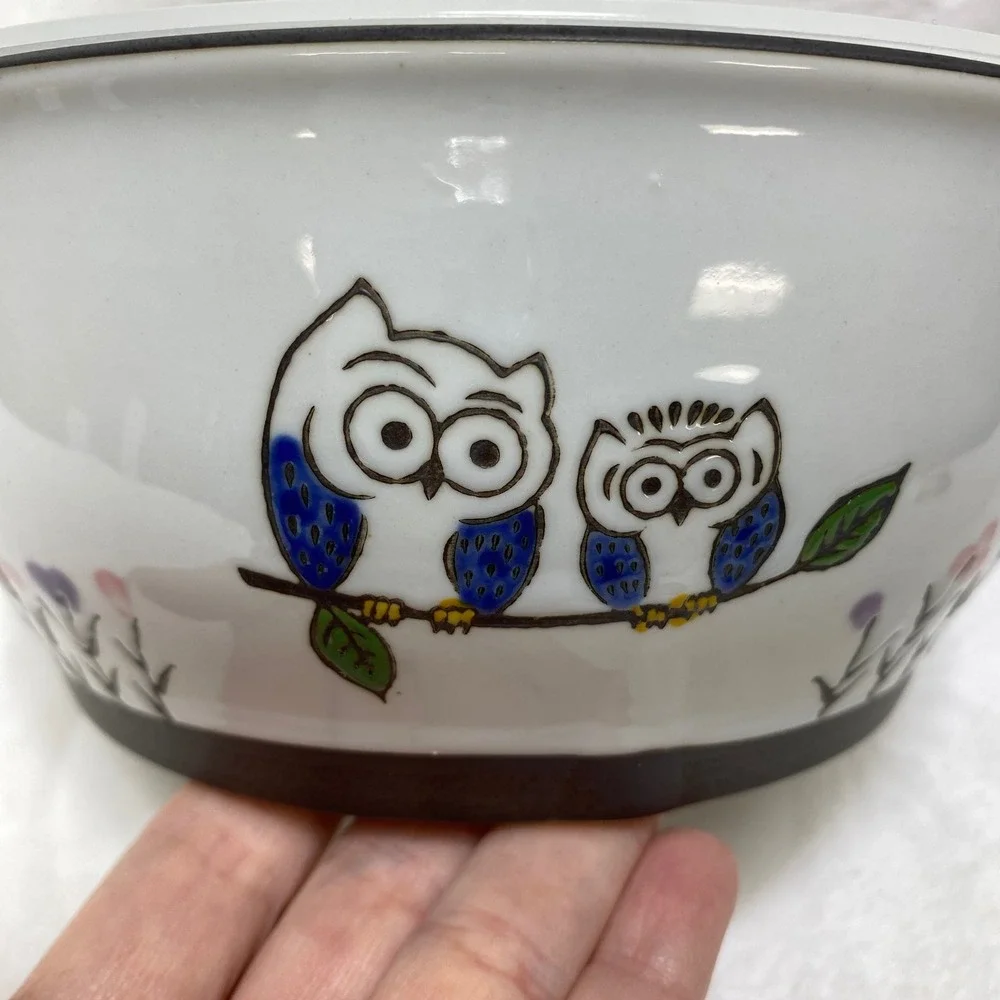 Yokohama Studio Hand Painted Ceramic Owl Food Storage Bowl Vented Lid White Blue